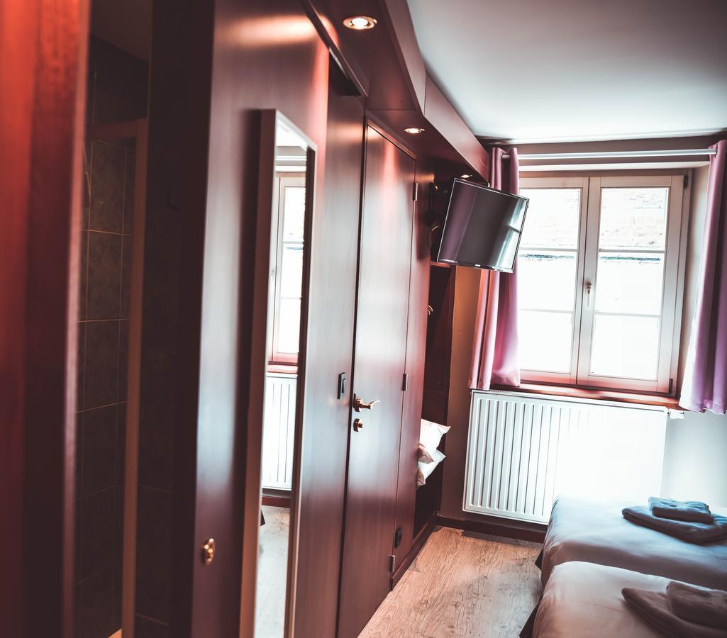 Hotel L'Etoile De Marie Rocroi ภายนอก รูปภาพ
